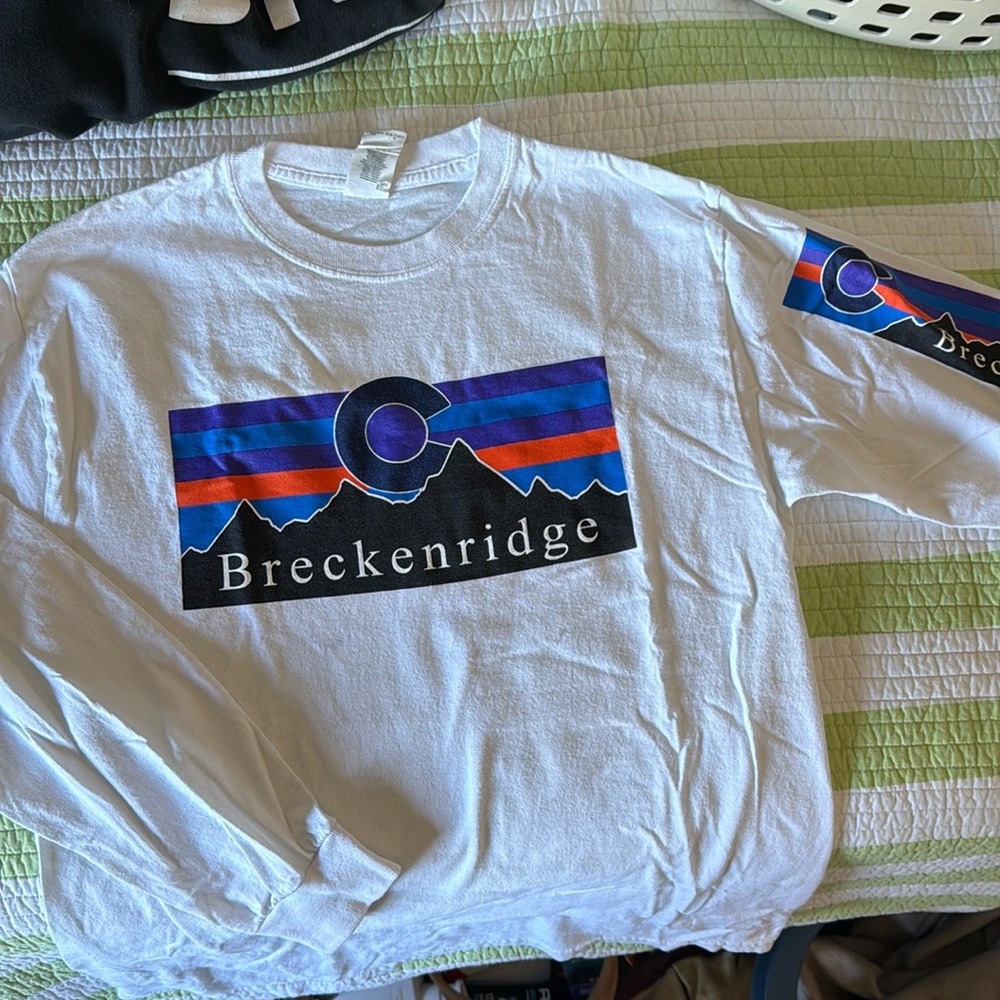 Sold as a set- 2 long sleeve shirts